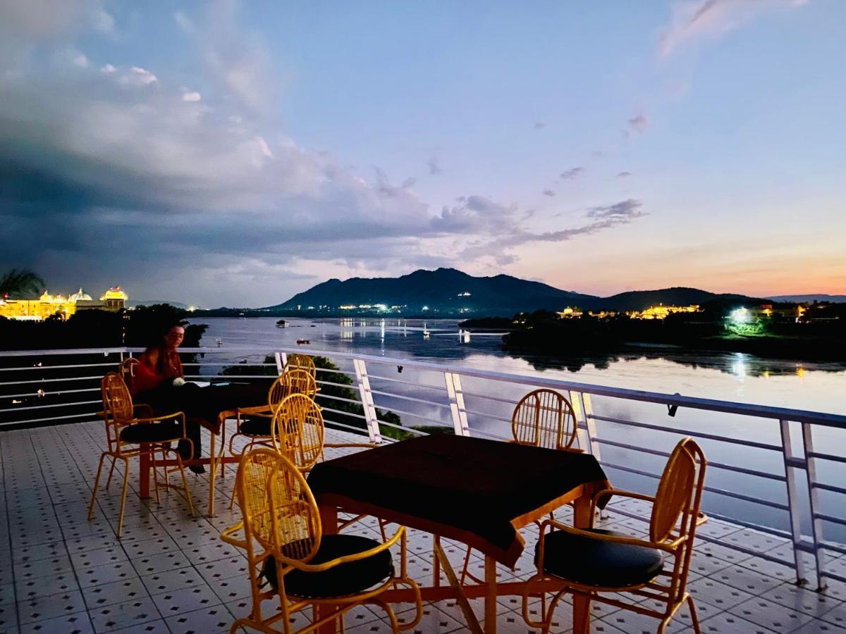 Haveli Jai Durga At Pichola Lake Hotel Udaipur Exterior foto